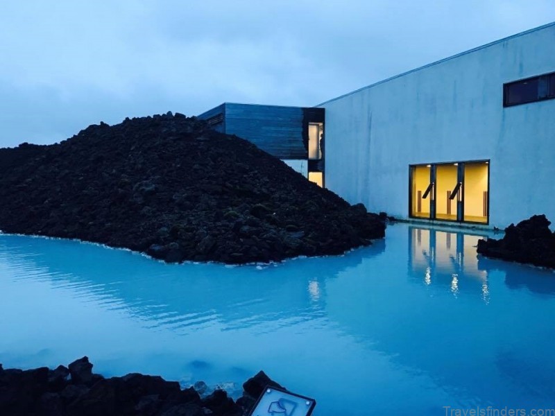 travel to blue lagoon iceland 3