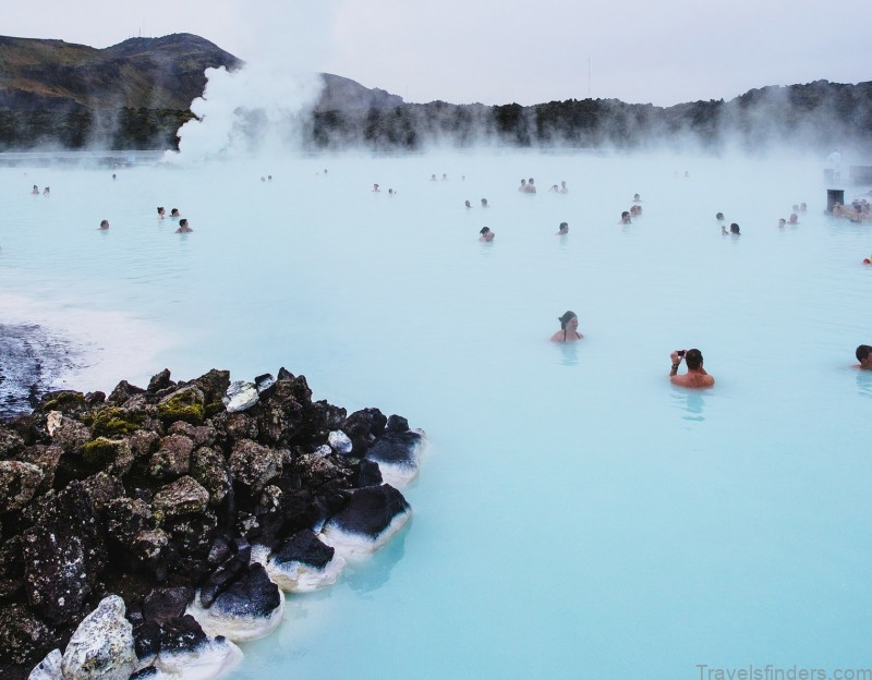 travel to blue lagoon iceland 4