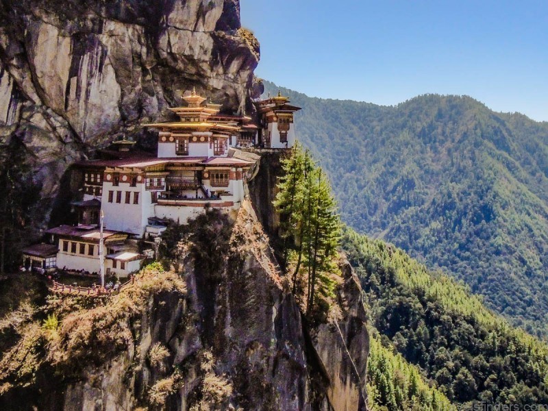 the ultimate bhutan travel guide and map 7