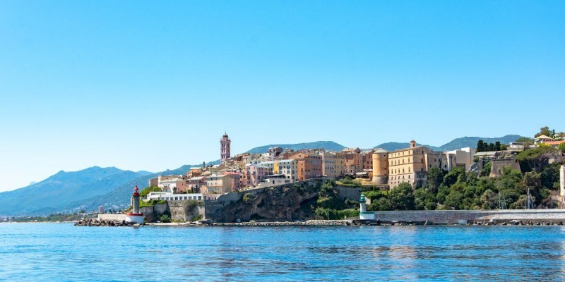 a guide to finding your way around bastia france 9